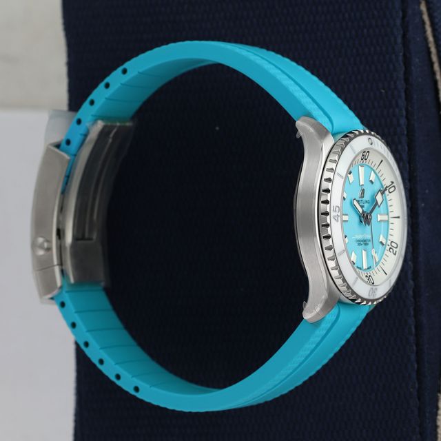 Breitling SuperOcean Automatic 36 A17377 Image 3